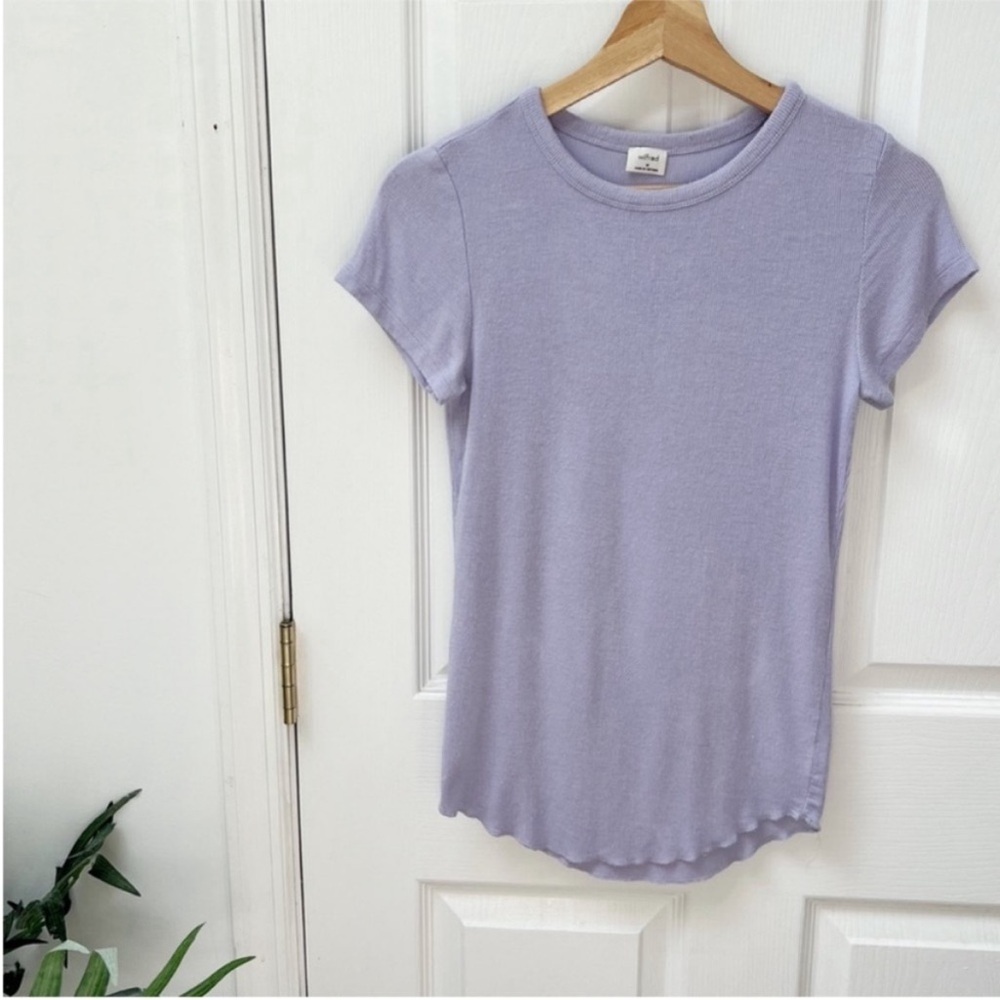 Artizia Wilfred Ribbed Crew Neck Short Sleeve Top in Lavender